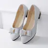 Em Estoque Laço de Primavera Sapatos de Mãe Bico Fino Mocassins Femininos Lantejoulas Solado Macio Comércio Exterior Salto Baixo Sapatos Sociais Profissionais Atacado