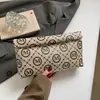 Bolso Retro para Mujer 2026 Estilo Nuevo Estampado de Cuadros Versátil Bolso Cuadrado Pequeño Bolso tipo Sobre Simple de Gama Alta Bolso de Mano