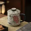 Caneca de Cerâmica Retro Cor Vermelho Flint com Tampa para Escritório em Casa Preparo de Chá Copo para Beber Uso Pessoal Estilo Chinês