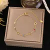 Nuevo Pulsera de Acero de Titanio que No se Desvanece, Moderna y Versátil, Popular en Transmisiones en Vivo, Joyería Exquisita de Alta Gama para Mujer en Oro de 18 Quilates