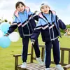 Roupas de jardim para creche primavera e outono estilo universitário roupas de classe para crianças conjunto de três peças outono e inverno colete espesso uniforme escolar para ensino fundamental
