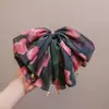 Clip de Cola Floral Romántico Francés de Alta Gama con Atmósfera Clip de Bola de Lujo Ligero para Mujer Moda Elegante