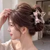 Pinza para el cabello de tamaño mediano de lunares blancos y negros estilo francés, diseñada para la parte trasera de la cabeza, un accesorio para el cabello nuevo y elegante con un aspecto sofisticado y con estilo
