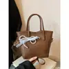 Bolsos Pequeños de Moda de Este Año para Mujer, Nuevos Versátiles de Otoño Modelos 2026, Bolsos Cruzados Simples Estilo Coreano