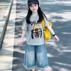 Conjunto de Duas Peças: Camiseta Manga Curta Estampada de Desenho Animado e Calça Jeans Cropped Wide Leg para Meninas - Verão 2026
