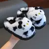 Pantuflas de Algodón para Niños Otoño e Invierno Estilo Nuevo Niñas Dibujos Animados Cálidas de Felpa Niños Pequeños Hogar Niñas Pequeñas Zapatos de Algodón