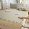 2026 Nuevo Modelo Sábana Bajera de Gasa Gruesa de Tres Capas Cubierta de Cama Protector de Colchón de Envoltura Completa Sábana Bajera para Cama Matrimonial Juego de Tres Piezas