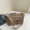 Nova Coleção Outono/Inverno 2025 Moda Coreana Tendência Bolsa Transversal Simples de Nylon Pequena Quadrada Bolsa Casual Bolsa de Ombro Único Transversal