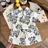 Conjunto de Camisa Floral de Manga Curta Infantil para Menino Verão Casual Conjunto de Duas Peças de Verão Moda Solta Estilo Hong Kong Roupa Infantil