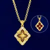 Collar Colgante de Trébol de Cuatro Hojas de Diamante Cepillado Italiano Cadena Clavicular de Diamante Dorado Fritillaria Ágata Francesa Media para Mujer