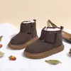 Botas de Nieve para Niños Niñas 2025 Invierno Nuevos Zapatos de Algodón Forrados de Felpa Suela Gruesa Zapatos Pan Calientes Niños Capibara