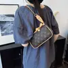 Bolso de Axila Transfronterizo de Gama Alta Flor de Cerezo para Mujer Bolso Versátil para Presbicia Estilo Baguette de Moda Bolso Cuadrado Pequeño Bolso de Hombro Cruzado