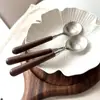Cuchara Japonesa de Acero Inoxidable con Mango de Nogal, Alto Valor Estético, Cuchara Redonda Pequeña para Uso Doméstico, Cuchara de Postre Estilo Occidental, Cuchara de Mesa