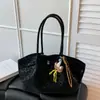 Bolsa feminina novo estilo, coleção outono 2026, bolsa de ombro versátil, grande capacidade, bolsa tote elegante para o dia a dia