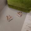 Pendientes de Imitación de Perla Natural de Lujo Ligero Estilo Francés, Nuevo Diseño de Nicho, Pendientes de Gama Alta, Pendientes Elegantes para Mujer