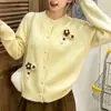 Chaqueta de punto redonda estilo Chanel con encaje de terciopelo floral tridimensional para mujer, nuevo estilo otoño e invierno, chaqueta de punto juvenil y moderna para mujer