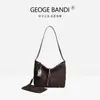 Bolsa Retro para o Trabalho Outono/Inverno 2025 Nova Bolsa Tote de Moda de Alta Qualidade Leve de Luxo para Mulheres Ombro Único Transversal