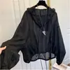 Ropa de Protección Solar Ligera de Seda de Hielo Nueva de Verano 2026 para Mujer, Chaqueta Ligera, Camisa de Protección Solar Holgada y Adelgazante, Top con Capucha para Mujer