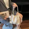 Bolsa Pequena Versátil com Corrente para Mulheres, Nova Bolsa Quadrada Pequena Plissada Nuvem, Bolsa Transversal de Nicho Primavera 2026
