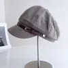 Hebilla de cinturón estilo retro británico octagonal para mujer, gorra de visera versátil casual de otoño, gorra de periódico elegante y que estiliza el rostro, moderna