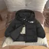 Roupas de Inverno Novas Fora de Temporada para Crianças, Jaquetas de Lã Grossas de Inverno com Capuz Curto para Meninos e Meninas Atacado