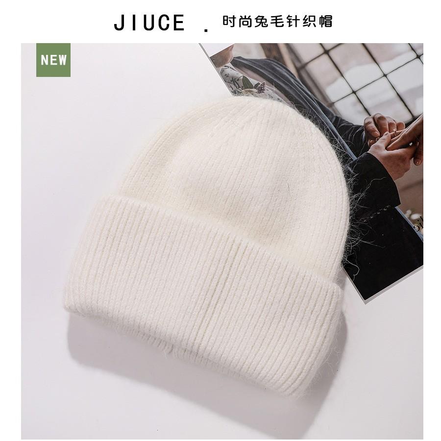 奶白色