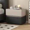 Mesa de cabeceira em madeira maciça, design moderno e minimalista, novo modelo 2026, adequada para quartos, apartamentos pequenos e proporciona uma sensação leve e arejada, servindo como um armário de armazenamento de cabeceira