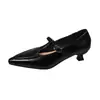 Piel suave no fatigante para los pies punta fina tacón grueso zapatos mujer 26 otoño versátil para ir al trabajo estilo retro correa única hueco Mary Jane tacones altos