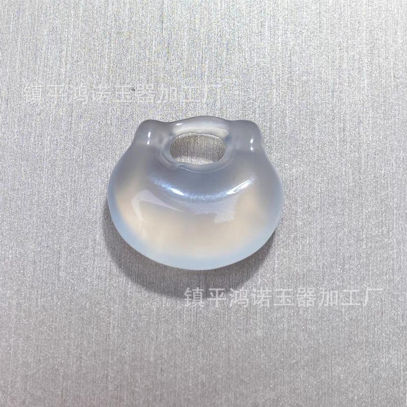 玉髓吊坠