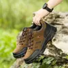 Zapatos de hombre transfronterizos, nuevo modelo 2026, zapatos de senderismo con aumento interno de altura, similares a Salomon, versátiles, casuales, cómodos, talla grande para hombre