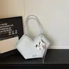 Bolsa Tote Grande de Gran Capacidad para Viajes de Primavera 2026 para Mujer, Bolso de Hombro Casual Elegante y Atractivo para Estudiantes