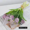 7 tulipanes artificiales agrupados con tallos de goma suave, arreglo floral de escritorio para el hogar estilo crema, flores decorativas para sala de estar