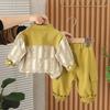 Ropa de Primavera para Niños Camisa de Comercio Exterior Ropa de Primavera y Otoño Ropa Infantil de Rayas Verticales Ropa Infantil Inglesa Traje de Dos Piezas a Juego de Colores para Bebé