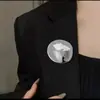 F027 Broche Redondo Irregular Simples e Elegante, Pinos Geométricos Retrô Franceses para Blazer de Terno Suéter