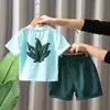 Conjunto de Verano para Niños 2025 Nuevo Estilo Coreano Elegante Ropa para Bebés y Niños Pequeños Conjunto Fresco de Dos Piezas de Manga Corta Moderno
