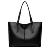 Bolso de hombro personalizado, bolso tote texturizado, diseño retro y minimalista, bolso de gran capacidad para el día a día, estilo nuevo, venta al por mayor para exportación, bolso de mano para mujer