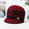 Sombrero de señora mayor al por mayor invierno Nueva Moda estilo occidental sombrero de punto forro polar grueso cálido sombrero de lana para mediana edad y ancianos