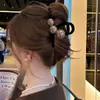Pinza para el Cabello Perla Marrón Terciopelo Pinza Tiburón Grande Pinza para el Cabello para Mujeres 2025 Nuevo Clip de Gama Alta Accesorios para el Cabello