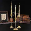 Portavelas Decoración para el Hogar Arte en Hierro Candelabro Estilo Europeo Vintage Cena a la Luz de Velas Decoración de Mesa de Comedor de Metal de Alta Gama Adorno Accesorio