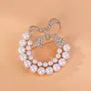 Broche de pérola em liga para mulheres atacado temperamento de alta qualidade pin de flor doce corsage anti-luz versátil acessórios