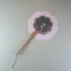 Venta al por mayor de fábrica Yangzhou lugar escénico wenchuang pintura flotante reloj de pared para fichar recuerdo turístico abanico de papel de arroz con borla