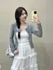 Cardigã Cinza Estilo Doce e Suave Feminino de Verão com Botões de Fileira Única Jaqueta Proteção Solar Manga Longa Simples Elegante Versátil