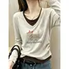 Camiseta de Manga Larga de Algodón Puro con Cuello en V Falsa de Dos Piezas para Mujer, Estilo Diseñador, Moderna, Versátil, Ceñida a la Cintura, Top Adelgazante, Capa Base, Otoño