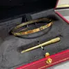 Pulsera de amor de alta calidad CNC estrecha mediana ancha estilo nuevo gruesa chapada en oro rosa de 18 quilates pulsera de muñeca para pareja transfronteriza