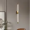 Lámpara de pared minimalista nórdica, luz de tira lineal creativa para interiores, pared de fondo de sofá de sala de estar simple, lámpara de pared para mesita de noche de dormitorio