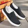 Sapatos de Pano Old Beijing com Puxador para Homem, Novos Sapatos Slip-On Masculinos, Sola Macia, Sapatos de Pai Antiderrapantes, Sapatos Casuais de Lona para Homem