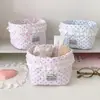 Cesta de almacenamiento de lunares estilo coreano, gran capacidad, perfecta para organizar cosméticos, un elegante organizador de escritorio de tela para varios artículos