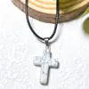 Colgante de cruz de cristal natural transfronterizo moda europea y americana comercio exterior accesorios de joyería diy cuerda de cuero cadena para la clavícula venta al por mayor