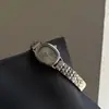 IEKE Reloj de Pulsera Metálico Estilo Frío Acero para Mujer Nicho Lujo Ligero Moda Alto Sentido Reloj de Mujer Reloj de Cuarzo Venta Caliente