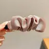 Pinza de plátano de lujo ligero otoño/invierno para mujer, nuevo estilo 2026, pinza vertical grande de alta gama para el cabello, pinza de pelo versátil estilo coreano para coleta alta
